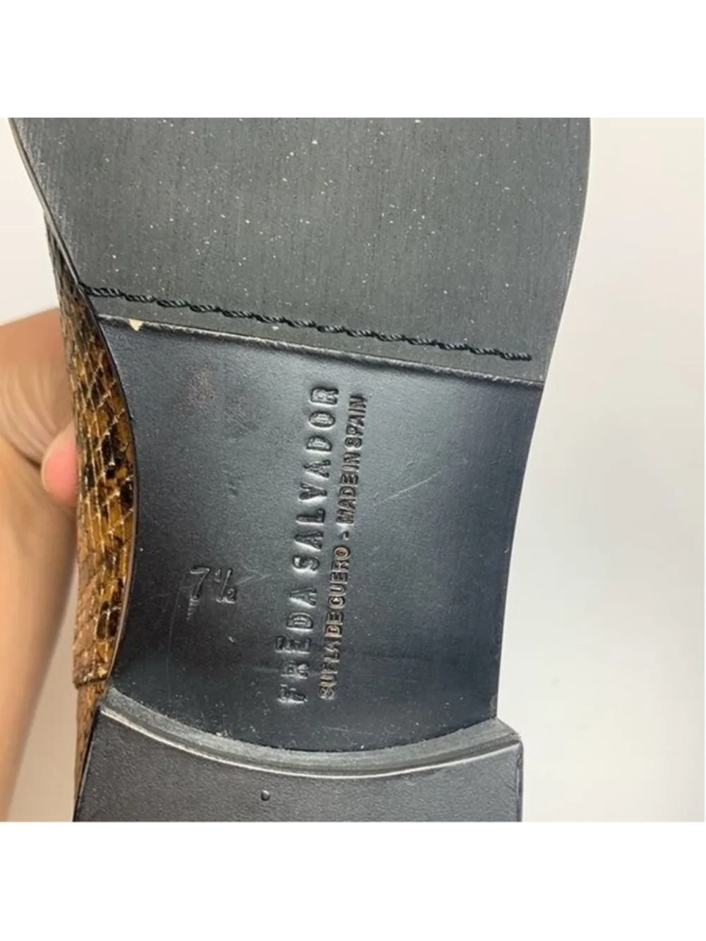 Freda Salvador Joan Chelsea Boots Womens 7.5 M Brass Snake Embossed Leather- 004